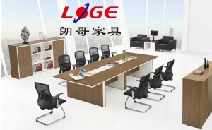定制板式辦公家具時(shí)需考慮哪些因素？